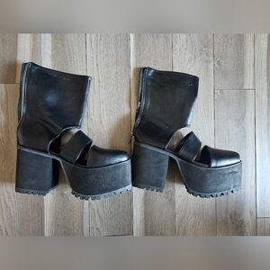 YRU black platform strap pleather zipper ankle boots heeled heels BRAND NEW